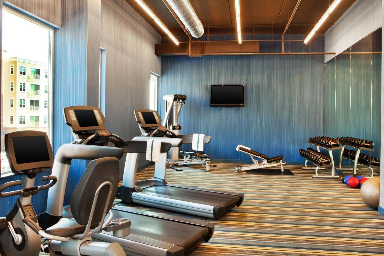 Hotel Aloft Richmond West 3*