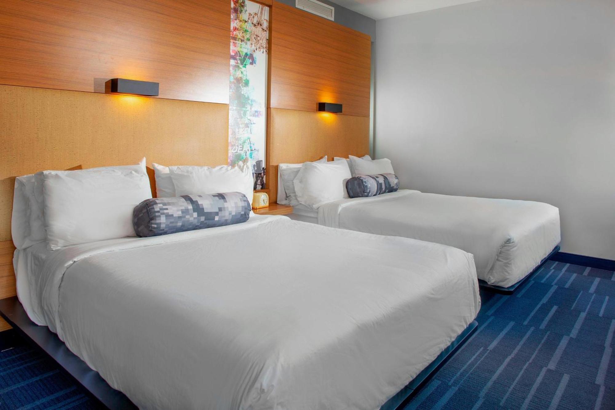 Hotel Aloft Richmond West