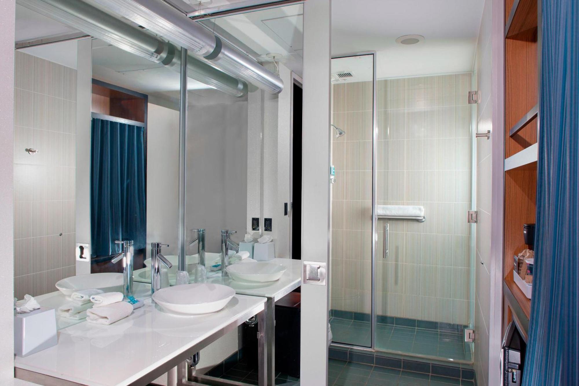 Aloft Richmond West Hotel Short Pump