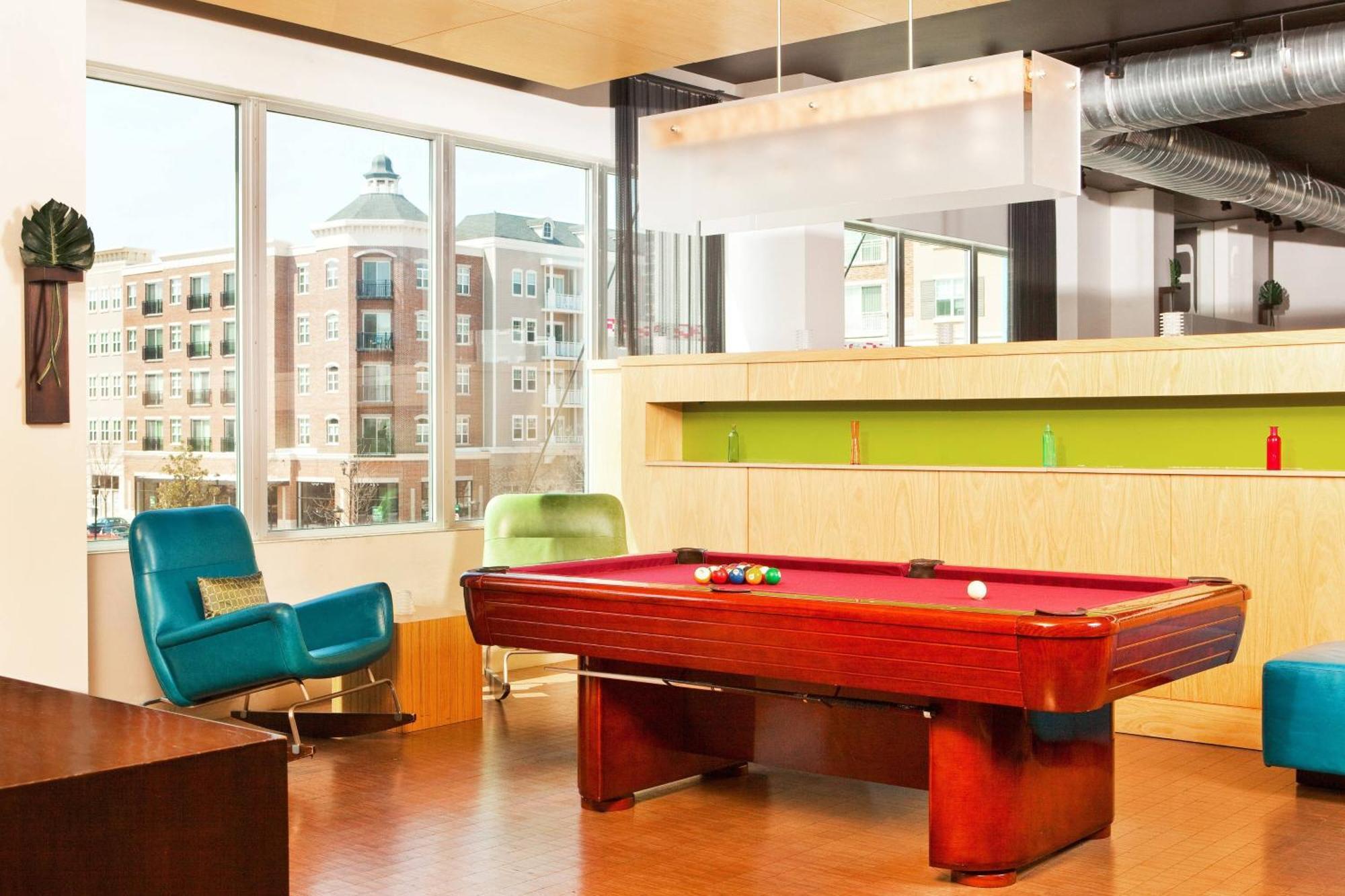 Hotel Aloft Richmond West