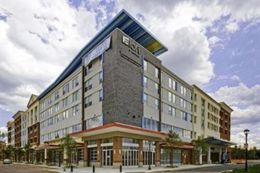 Hotel Aloft Richmond West 3*