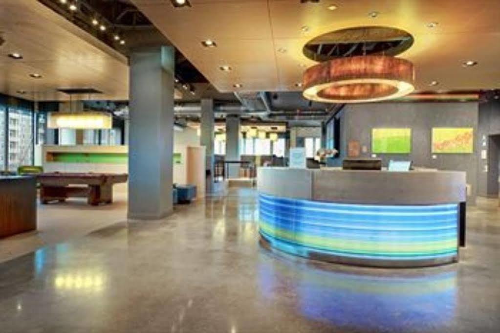 Aloft Richmond West Hotel 3*